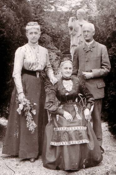 Popis: Popis: https://www.opredcich.cz/Herites_soubory/image102.jpg